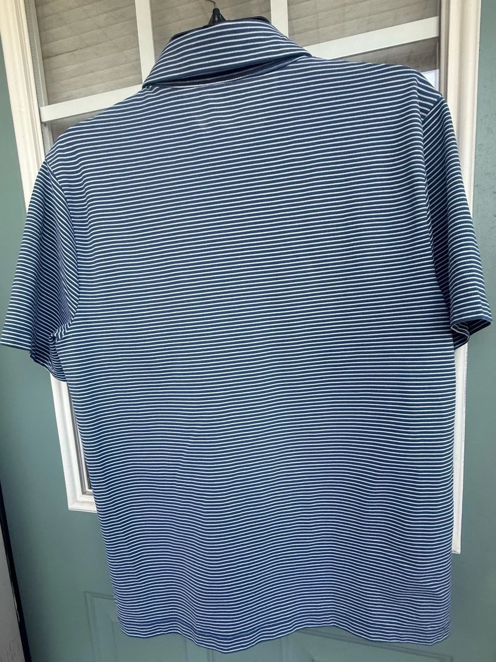 J.Crew Untucked Performance Polo Shirt Men’s Medium Blue White Striped Stretch